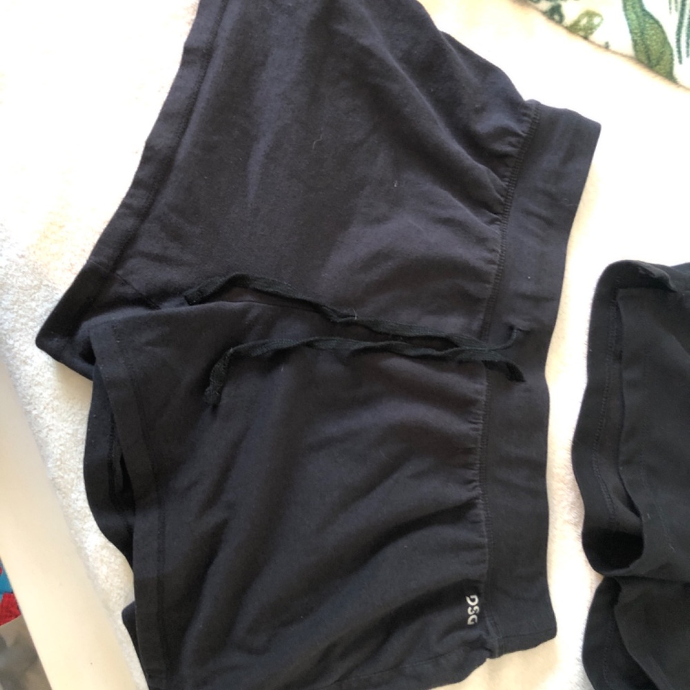 Active shorts - Picture 3 of 3
